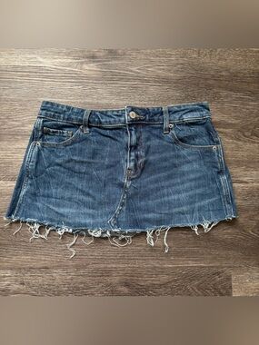 Old Navy Blue Denim Mini Skirt with Frayed Hem